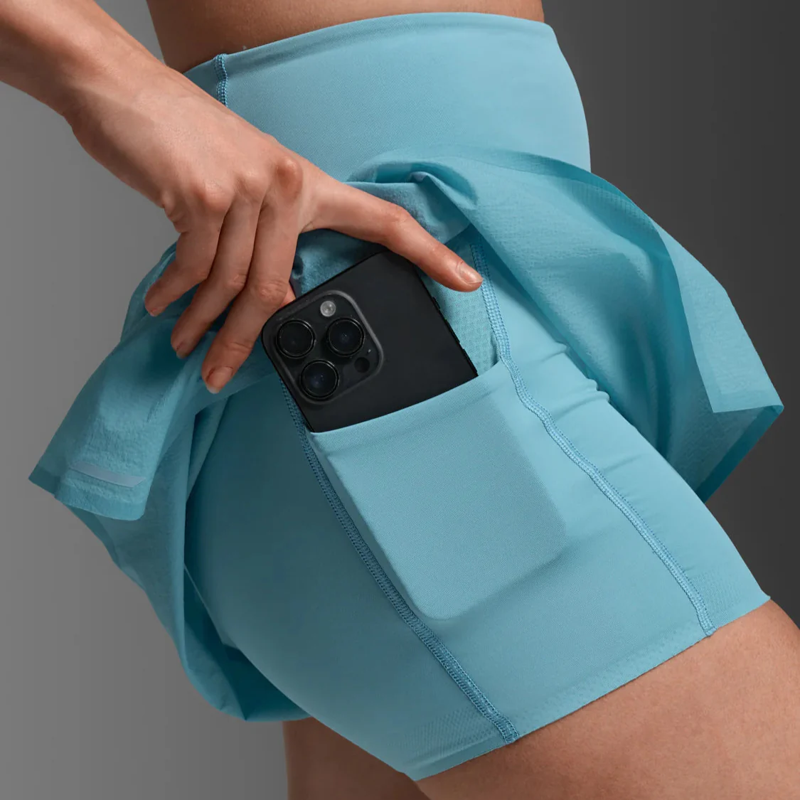 2XU Aero Hi-Rise 2-in-1 Shorts | Retro Blue / Reflective | Womens - Image 2