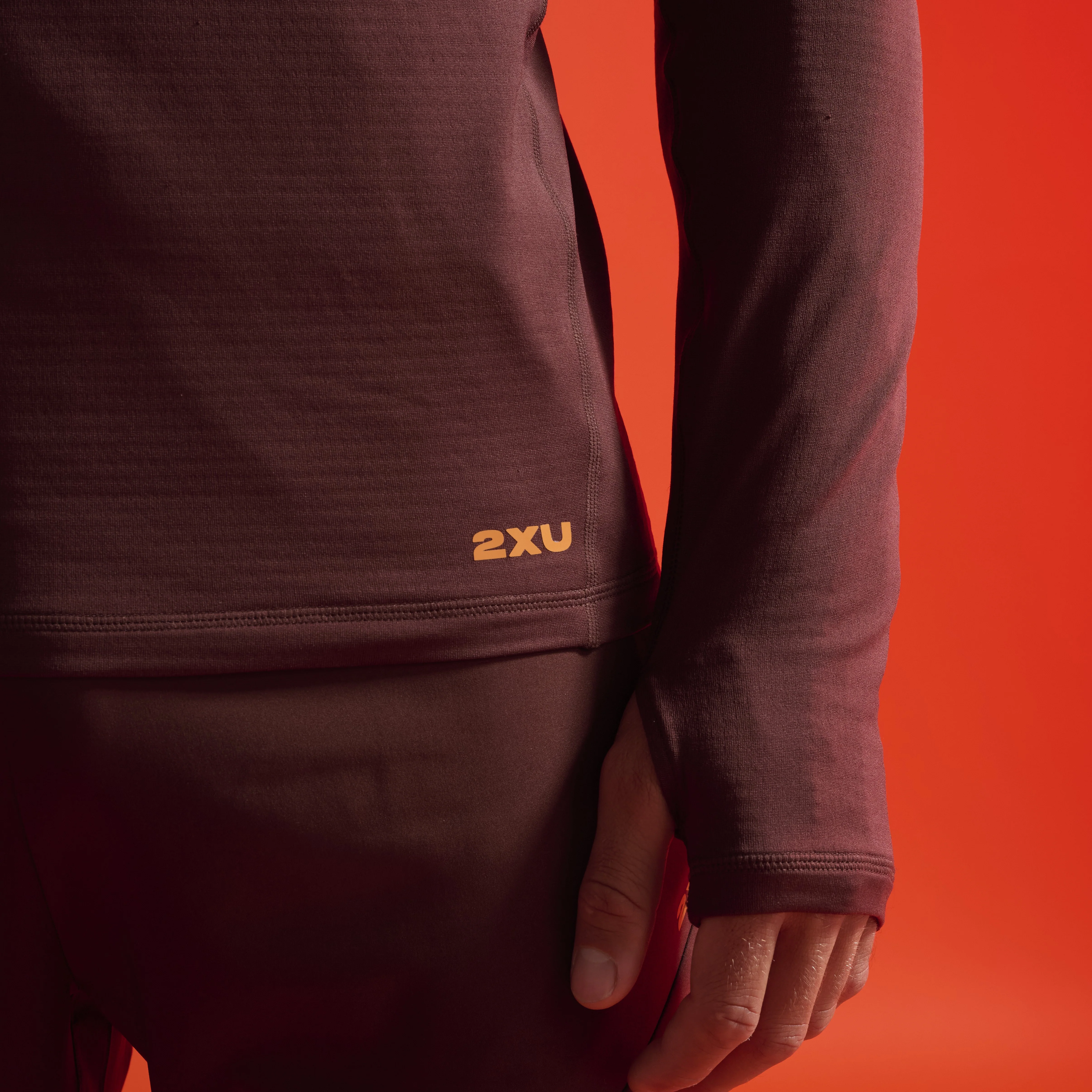 2XU Ignition Grid Base Layer | Earthberry / Tangerine Reflective | Mens - Image 2