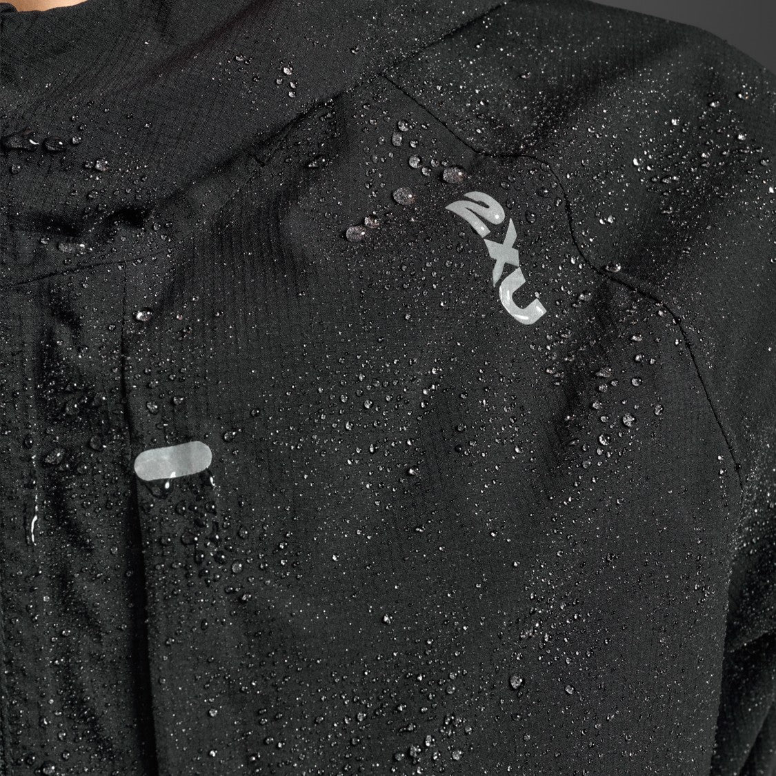 2XU Ignition Shield Jacket | Black / Silver Reflective | Womens - Image 2