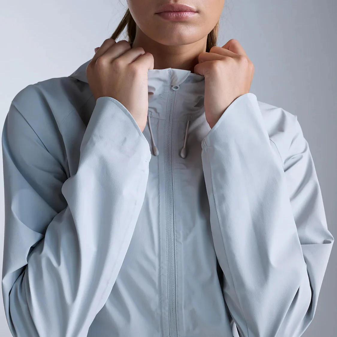 2XU Ignition Shield Waterproof Jacket | Harbor Mist / Silver Reflective | Womens - Image 5