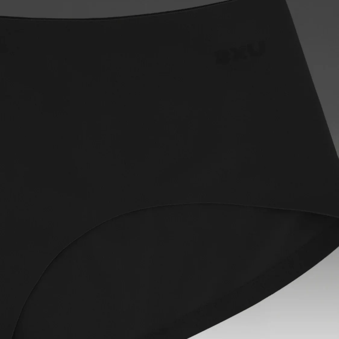 2XU Invisible Hipster Brief | 3 Pack | Black / Black - Image 2