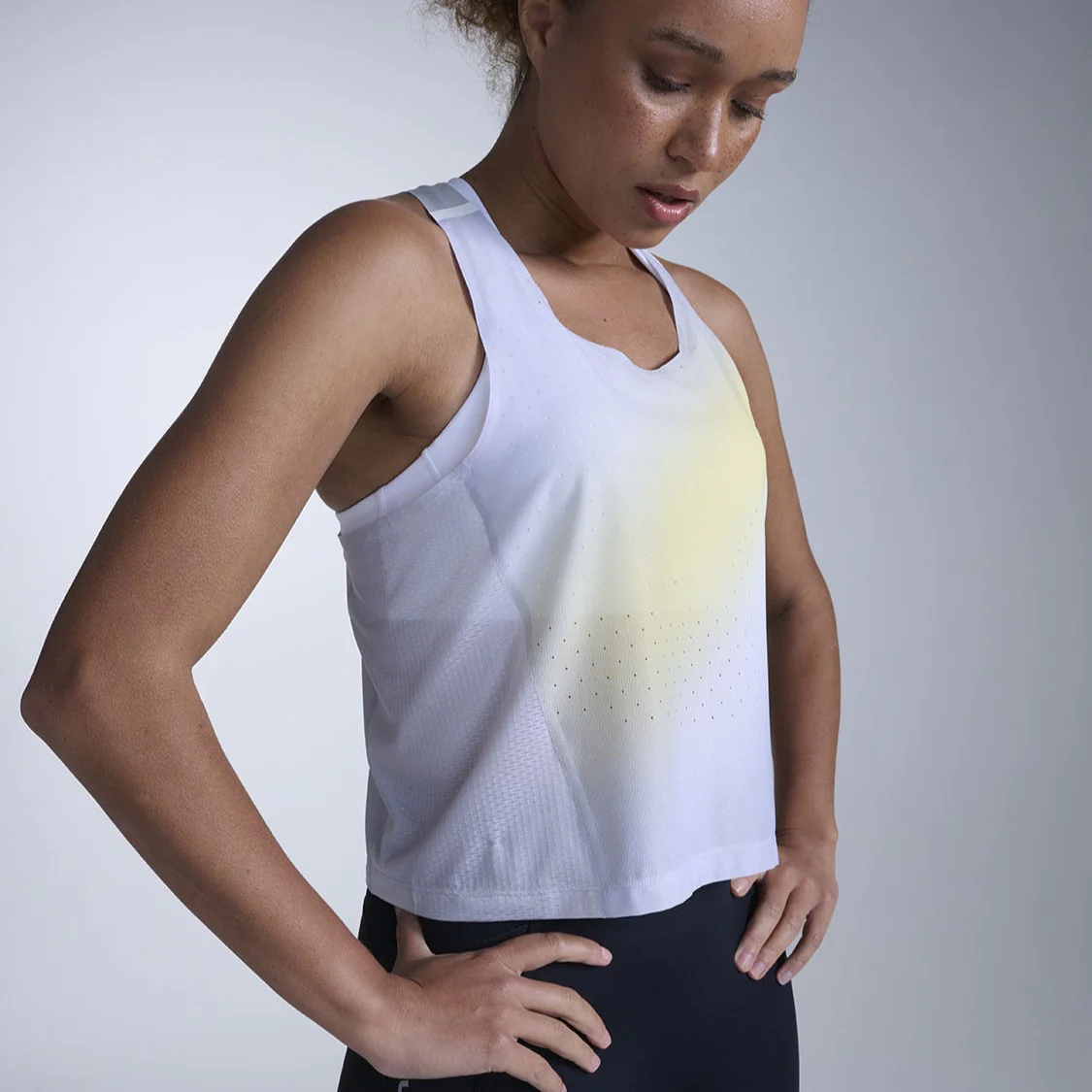 2XU Light Speed React Crop Singlet | Lemon Mist / White Reflective | Womens - Image 5