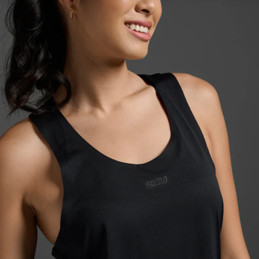 2XU Light Speed Tech Singlet | Black / Black Reflective | Womens - Image 2