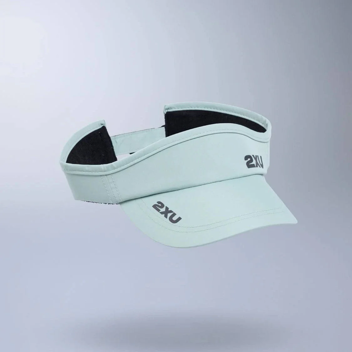 2XU Run Visor | Smoke Blue / Black