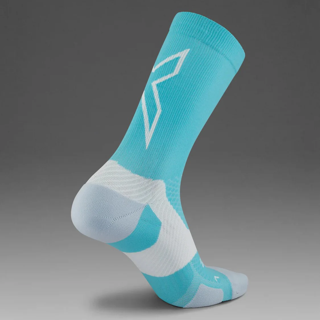 2XU Vectr Socks | Light Cushion | Crew Length | Moonstone / Black - Image 2