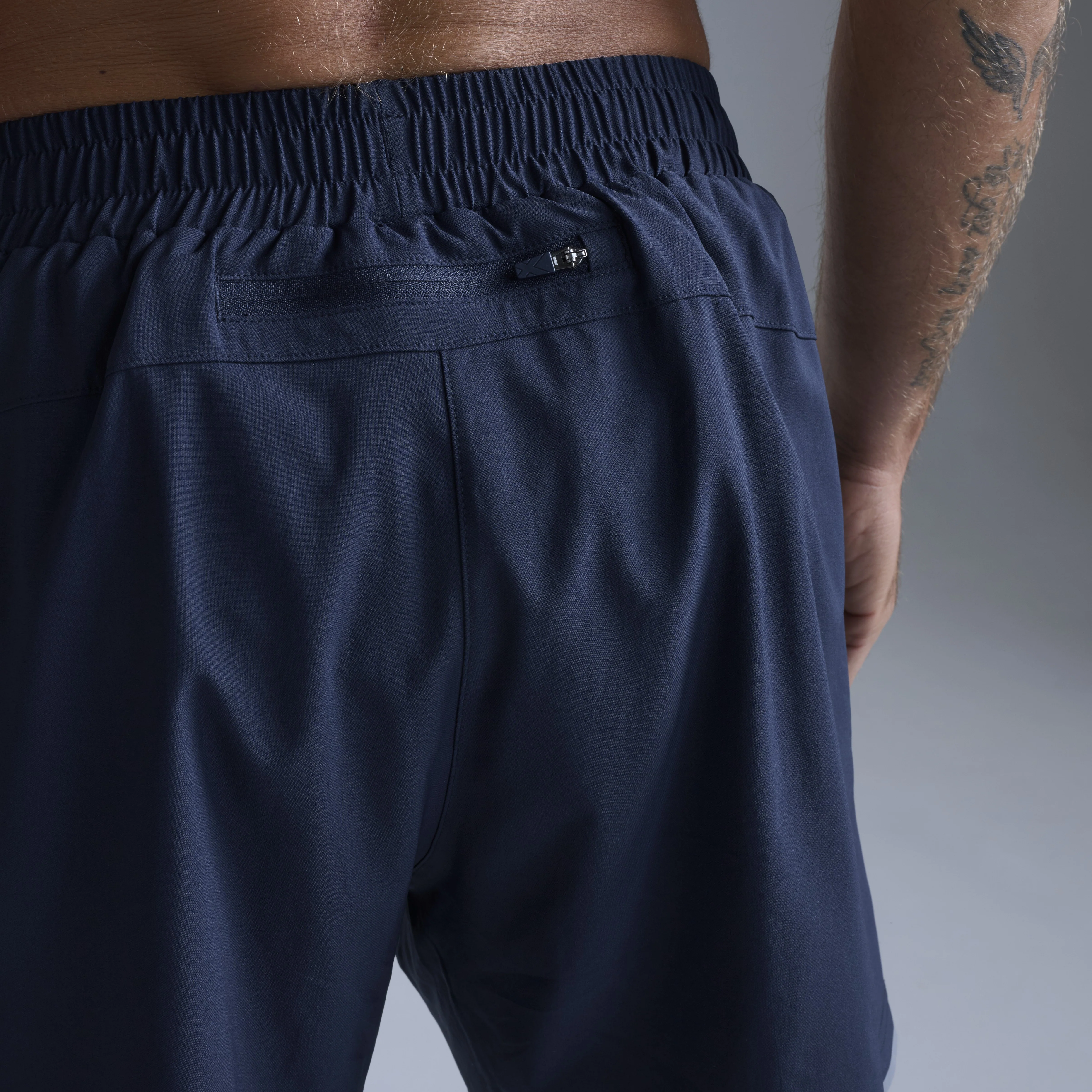 2XU Aero 5 Inch Shorts | Midnight / Silver Reflective | Mens - Image 8