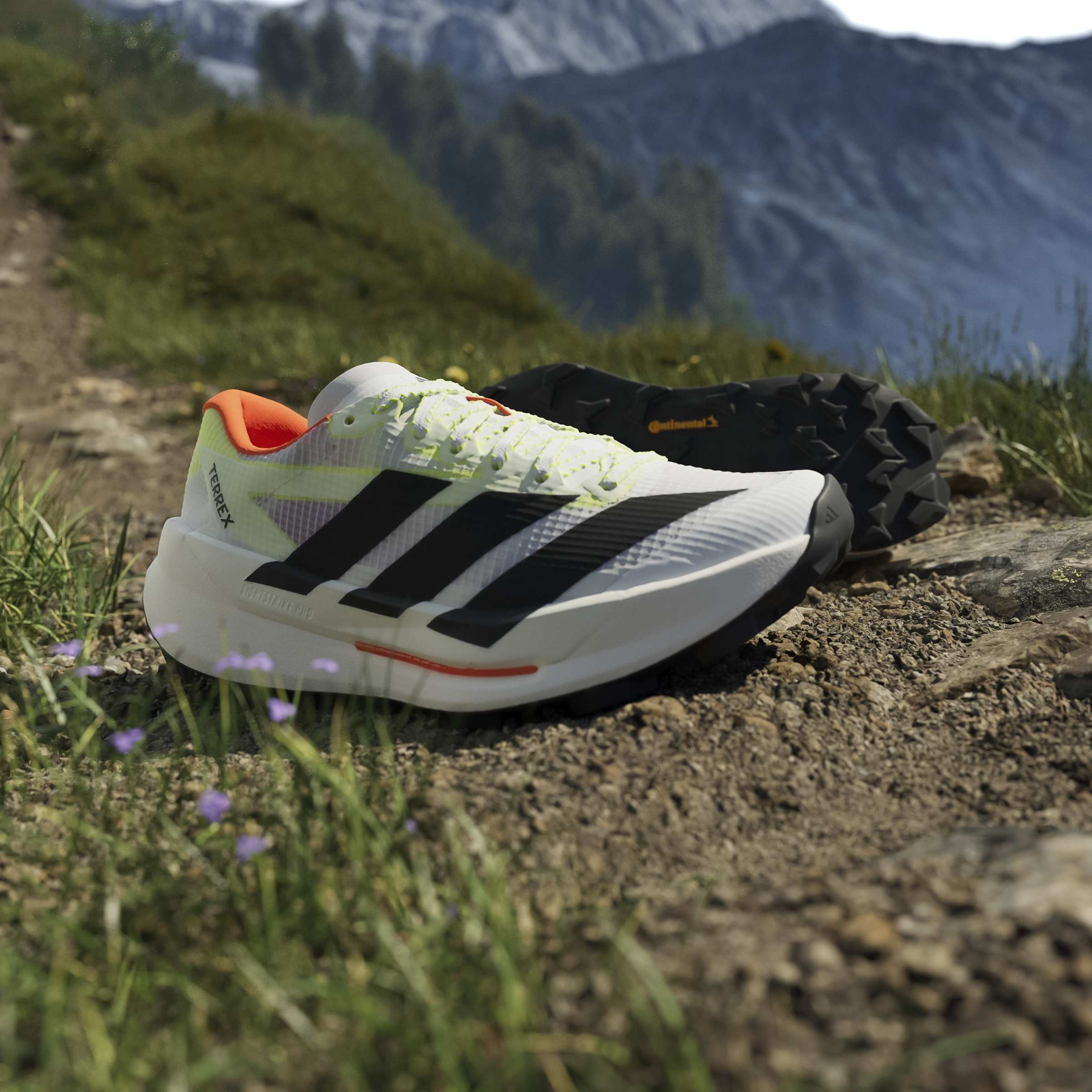 adidas Terrex Agravic TT | Cloud White / Core Black / Impact Orange | Womens - Image 10
