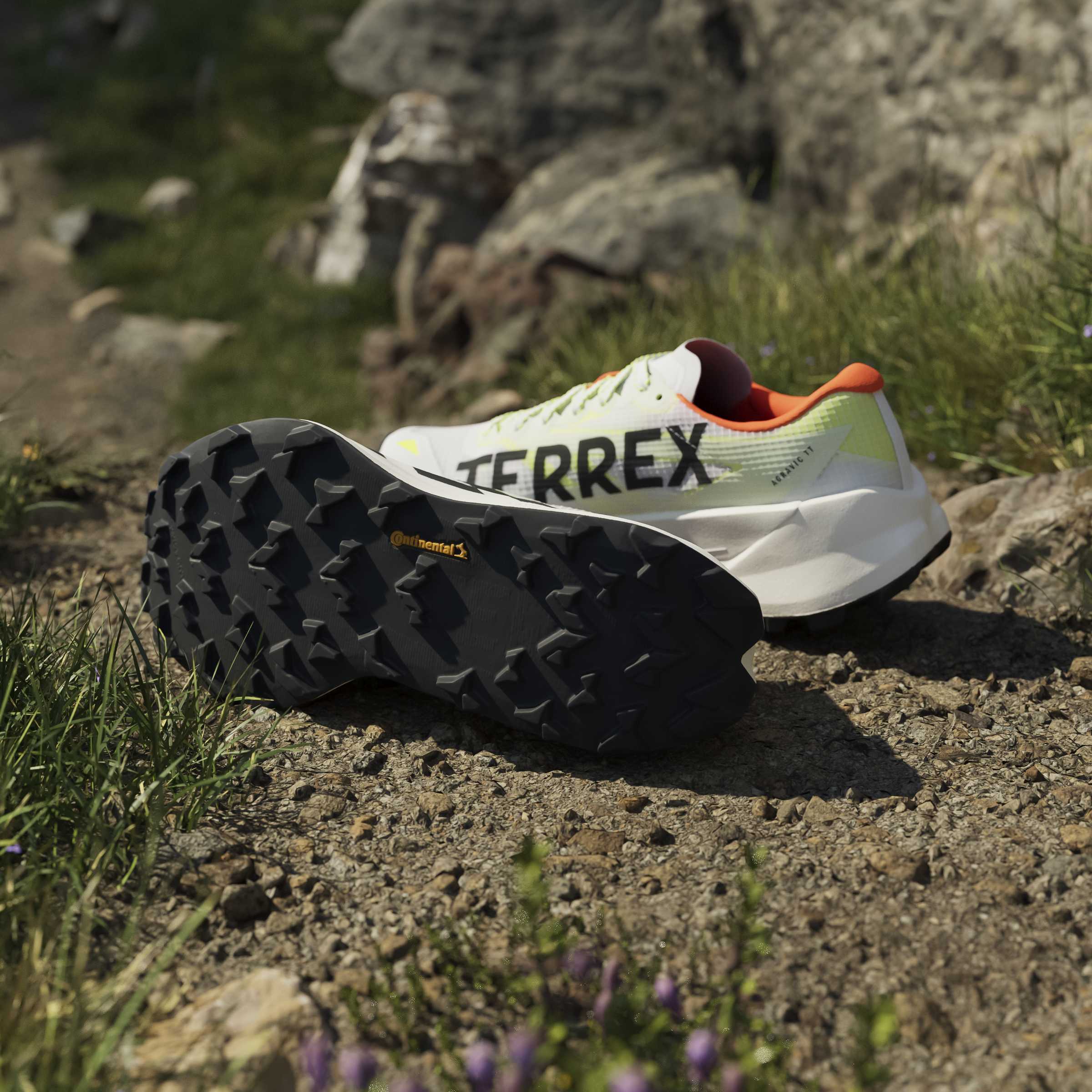 adidas Terrex Agravic TT | Cloud White / Core Black / Impact Orange | Womens - Image 2