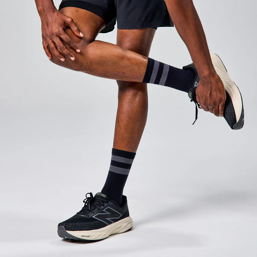 Feetures Elite | Light Cushion | Mini-Crew | Black High Top Stripe - Image 2