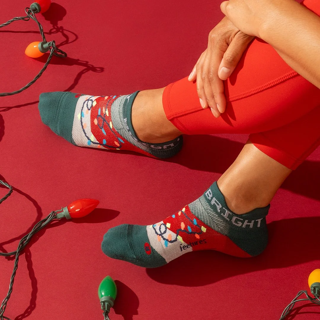 Feetures Elite | Light Cushion | No Show Tab | Merry & Bright - Image 5