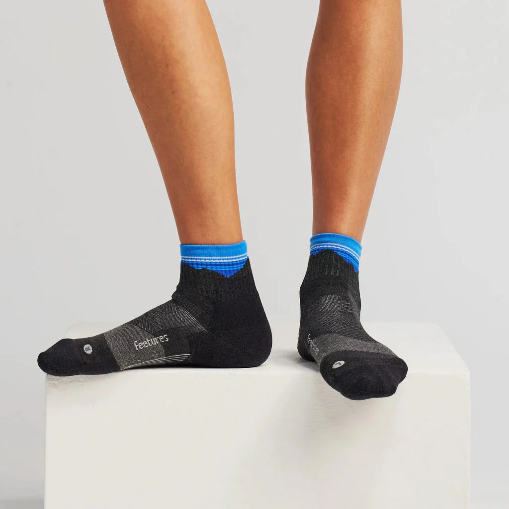Feetures Trail | Max Cushion | Quarter Length | Blue Ridge Charcoal - Image 3