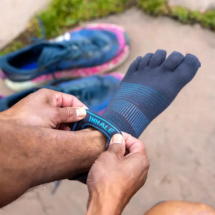 Injinji Run Sock | Lightweight | No Show | Carbon - Image 4