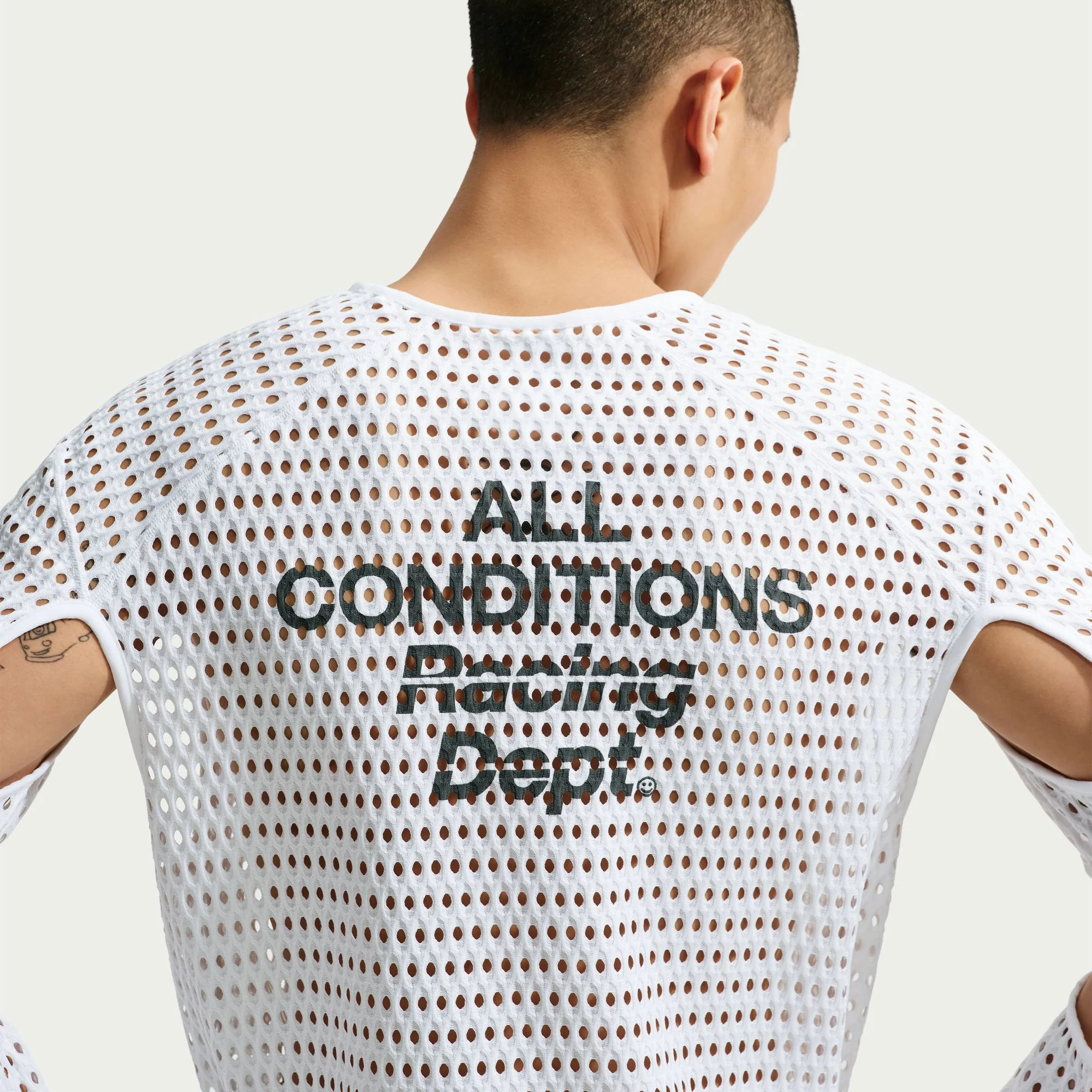 Nike ACG Radical AirFlow NXT Long Sleeve Tee | White / Anthracite | Mens - Image 4
