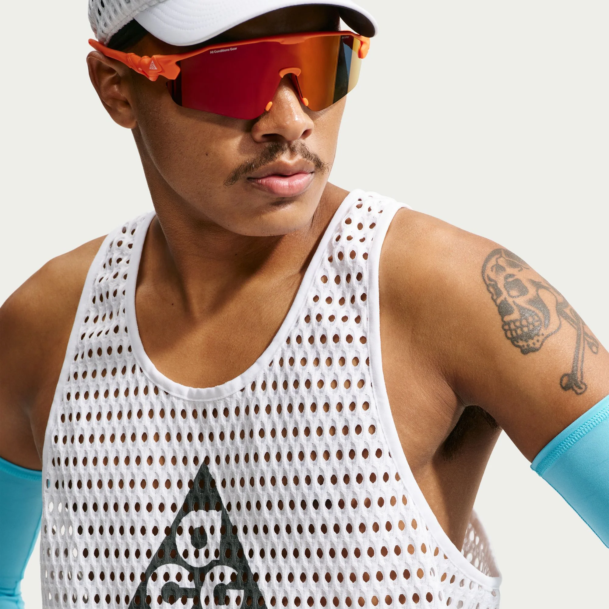 Nike ACG Radical AirFlow Tank Top | White / Anthracite | Mens - Image 6