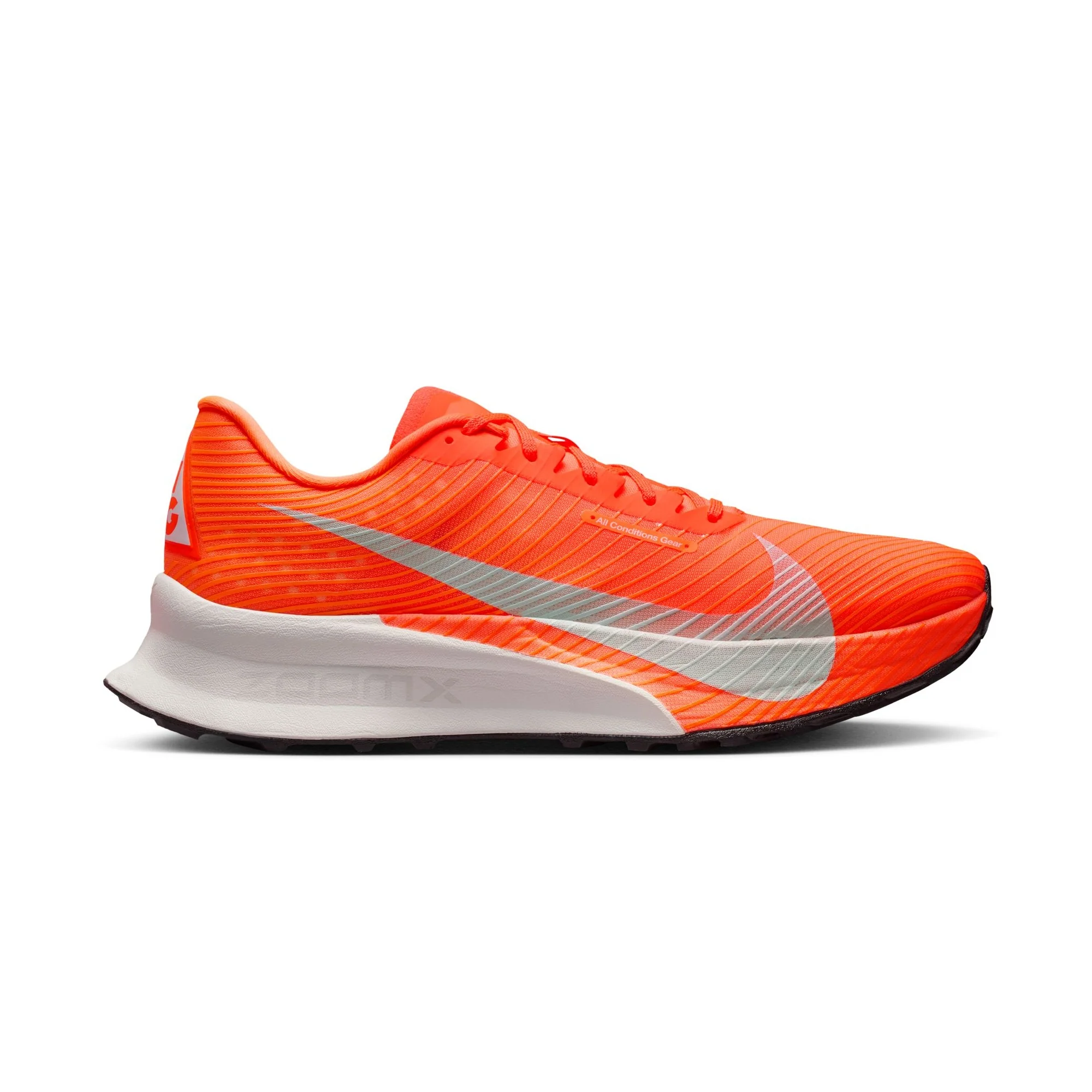 Nike ACG Ultrafly Trail | Hyper Crimson / White / Total Orange | Unisex