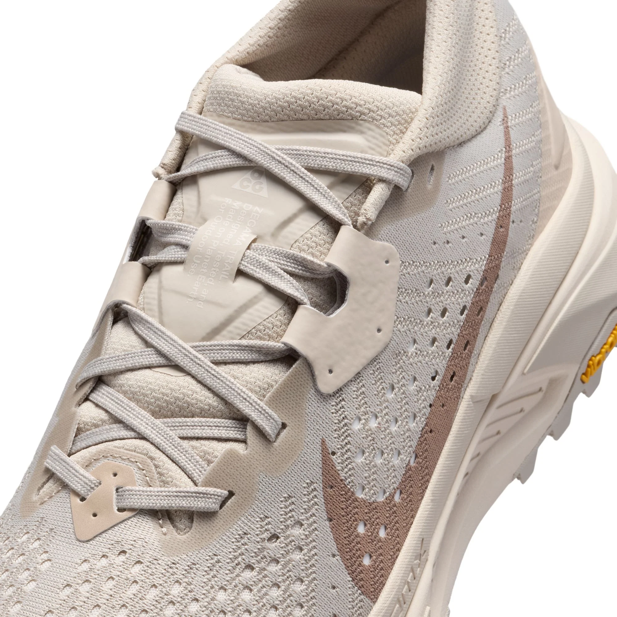 Nike ACG Zegama | Cream II / Safety Orange / Light Orewood Brown | Womens - Image 3