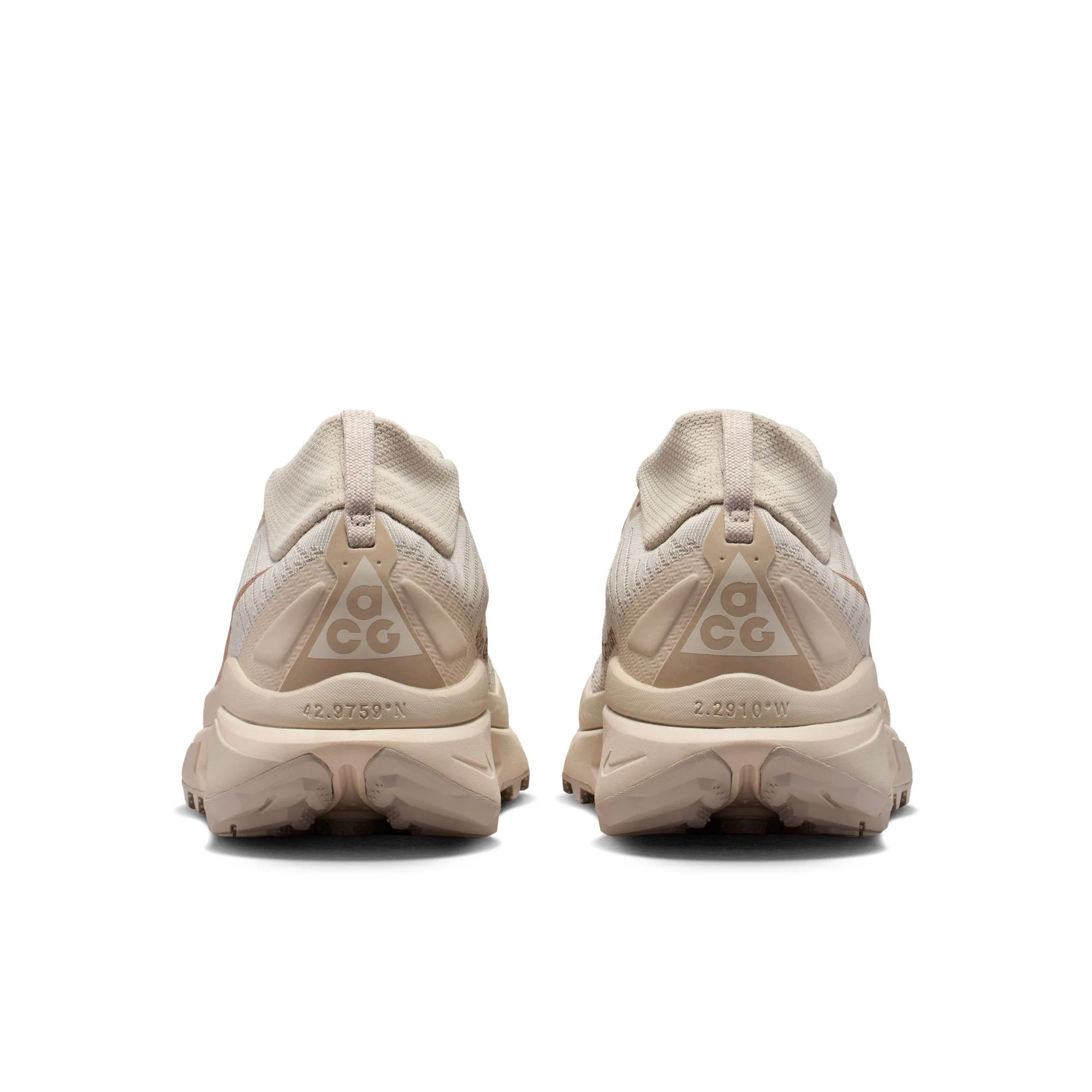 Nike ACG Zegama | Cream II / Safety Orange / Light Orewood Brown | Womens - Image 8