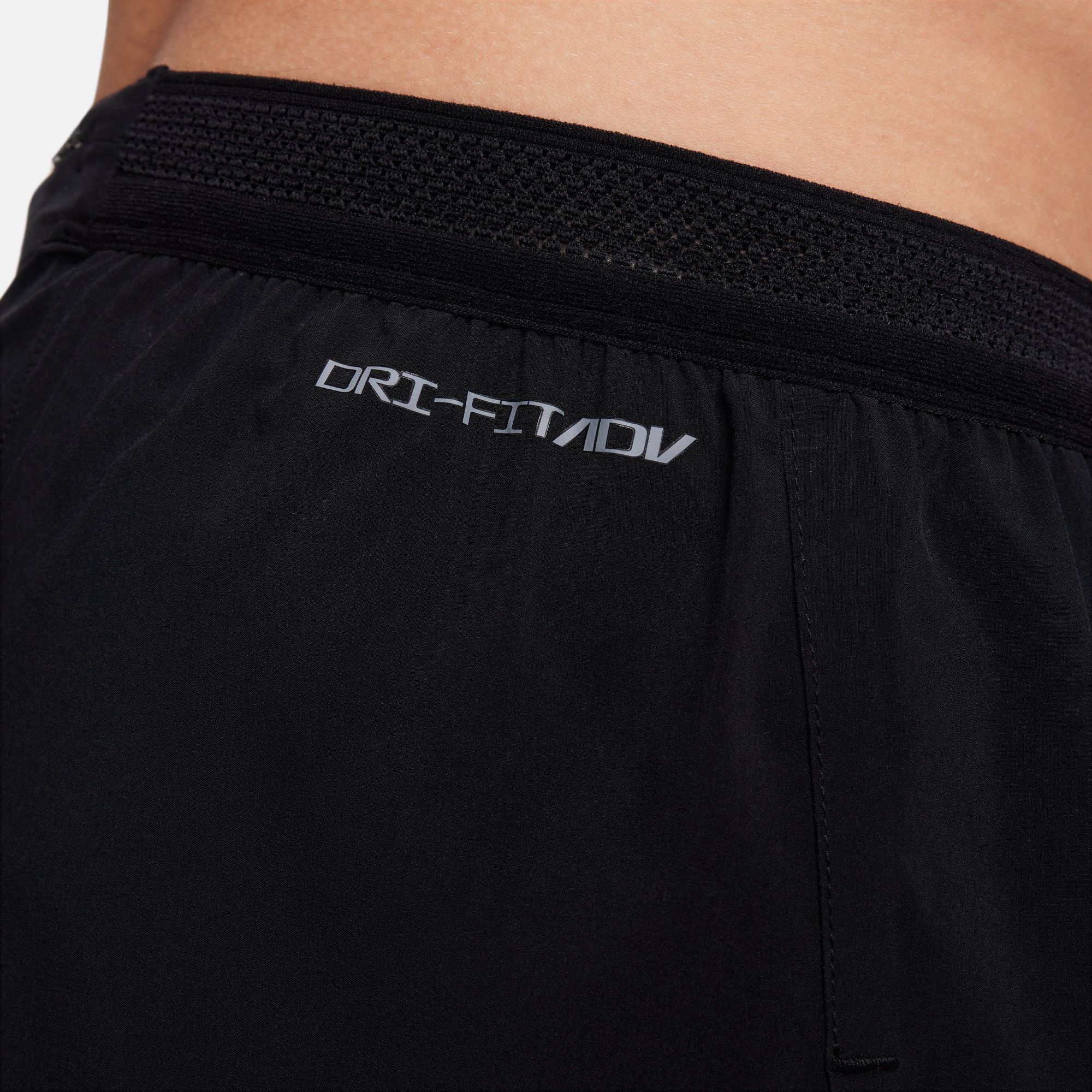 Nike AeroSwift 2" Shorts | Black / Summit White | Mens - Image 6