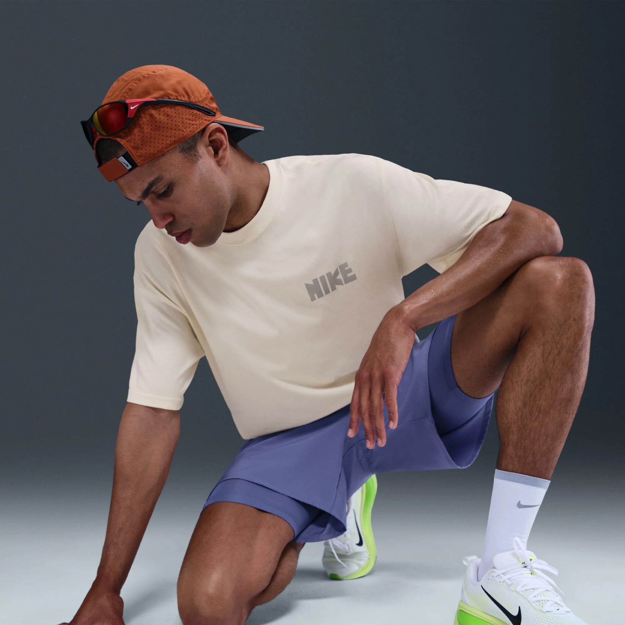 Nike M90 Tee | Soft Pearl | Mens - Image 5