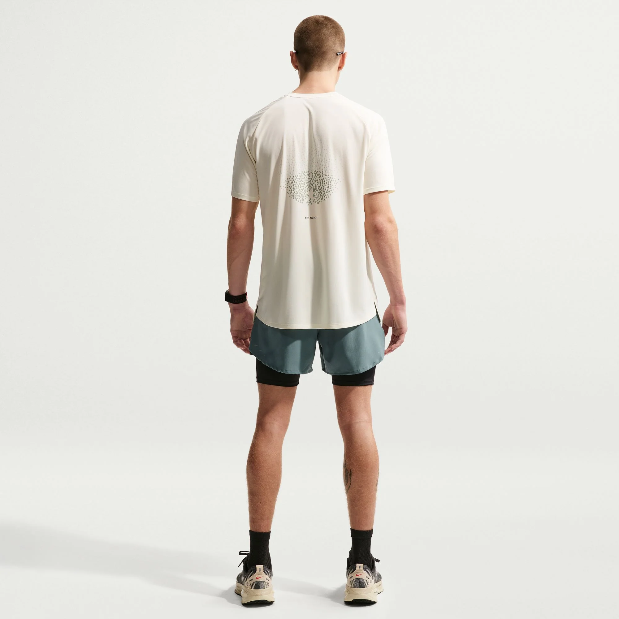 Nike Stride 5" Short | Mineral Slate / Reflective Silver | Mens - Image 4