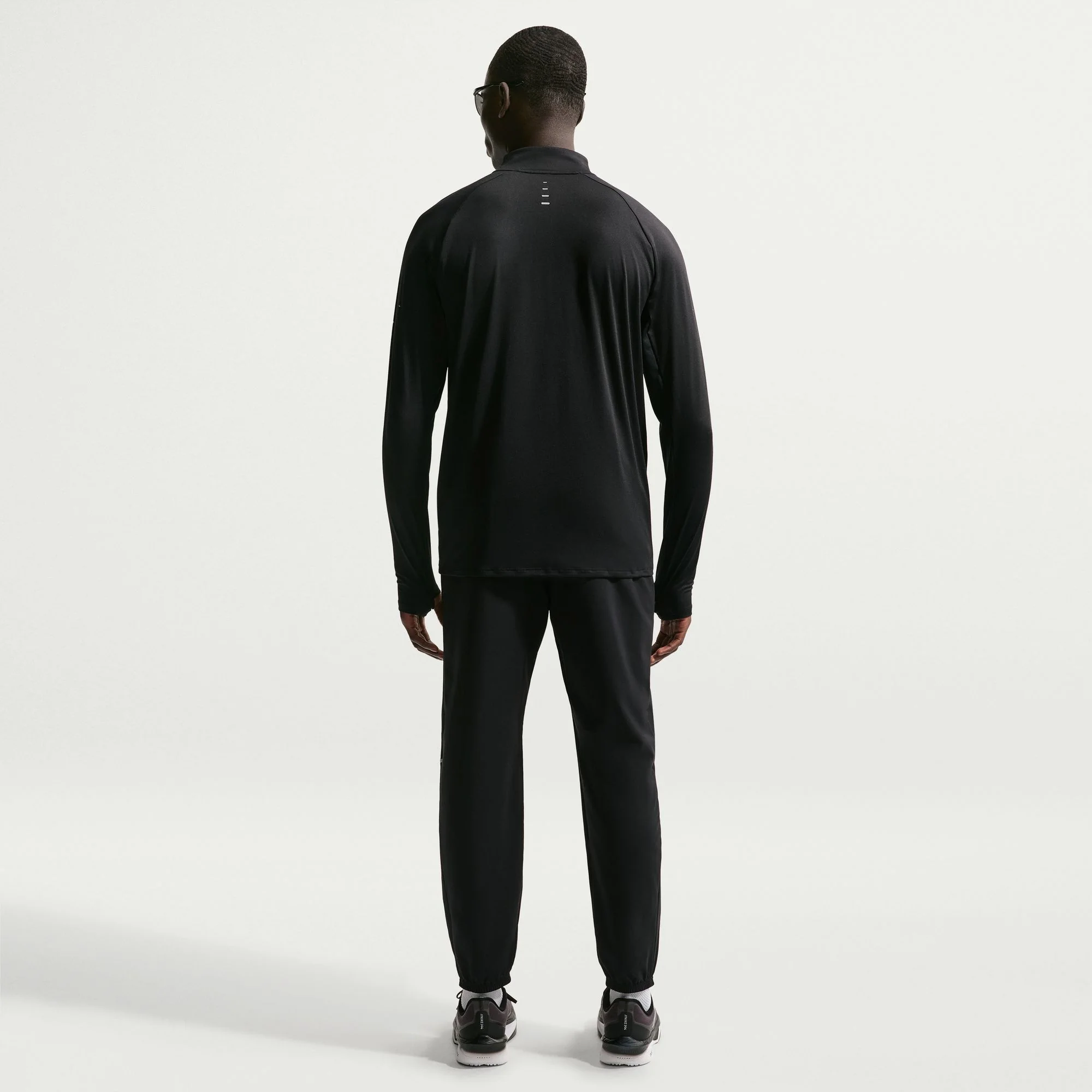 Nike Stride LS Tee | Black / Reflective Silver | Mens - Image 11