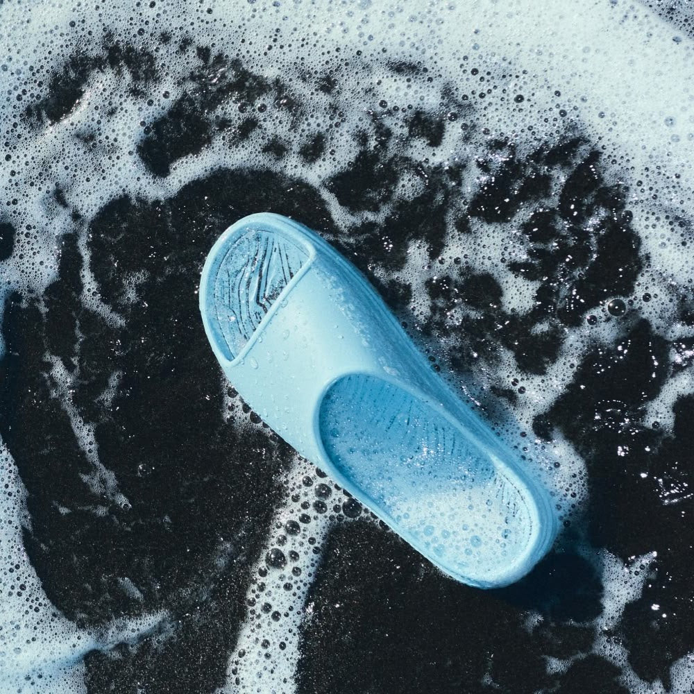 norda 008 Slide | Kanagawa | Unisex - Image 2
