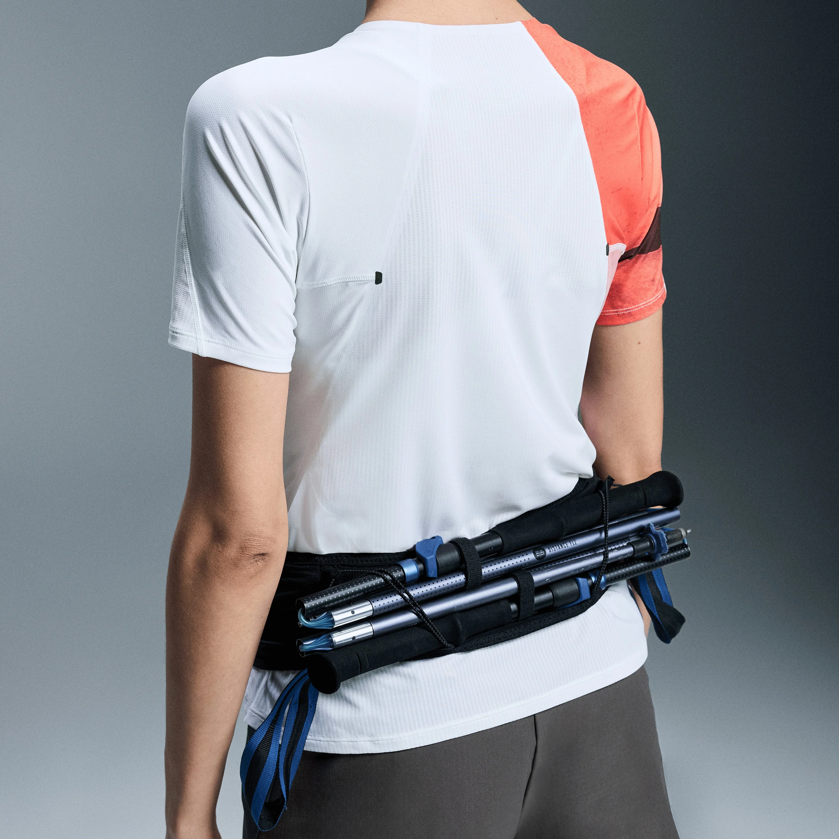On Ultra Belt 2L | Black - Image 2