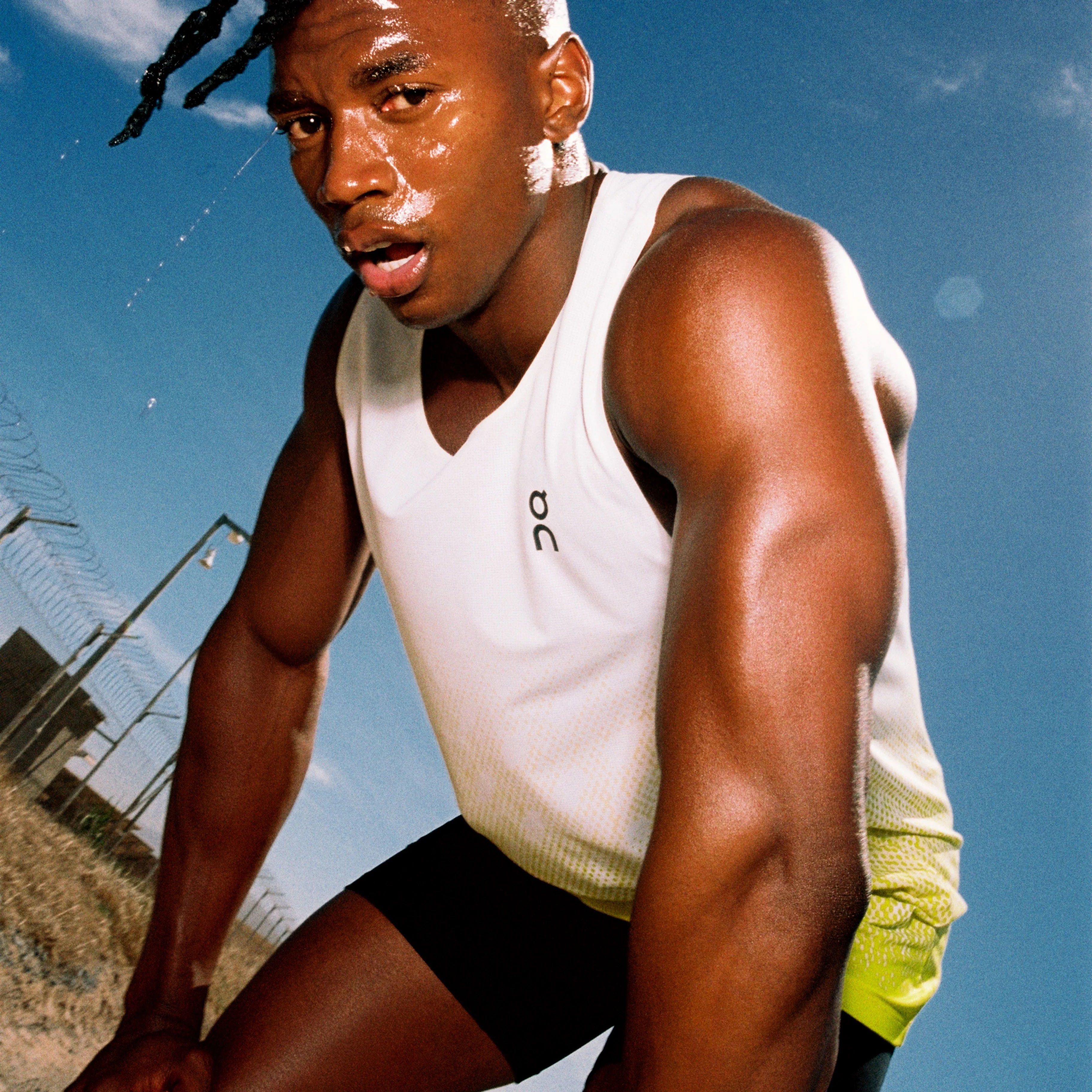 On Zero Singlet | White / Lime | Mens - Image 2