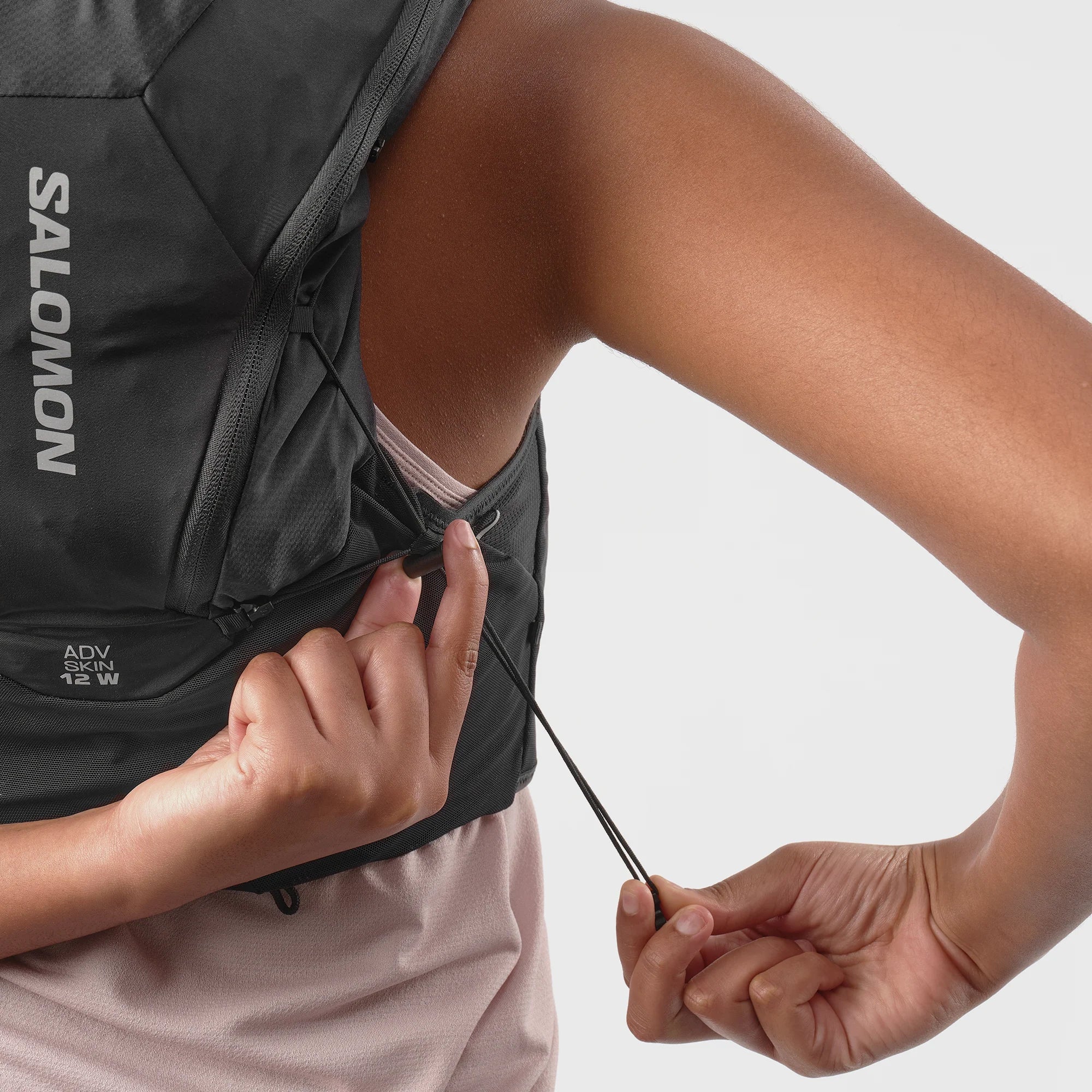 Salomon Adv Skin 12 Set | Black / Asphalt | Womens - Image 5