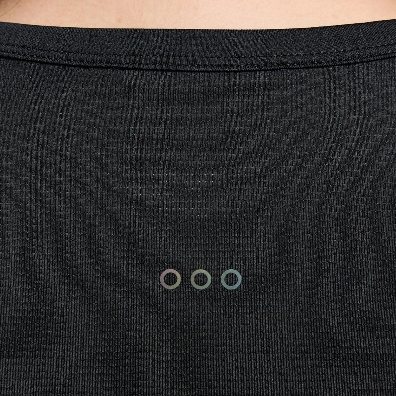 Saucony Stopwatch Short Sleeve Tee | Black | Womens - Image 3