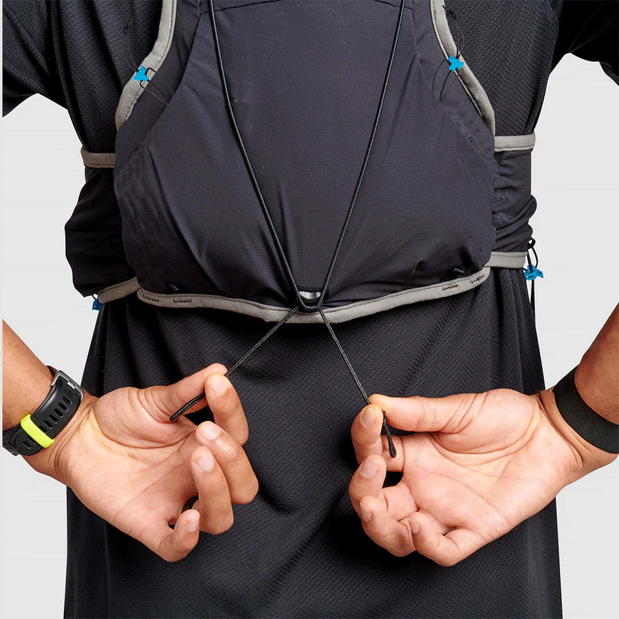 Ultimate Direction Race Vest 6.0 | Onyx - Image 9